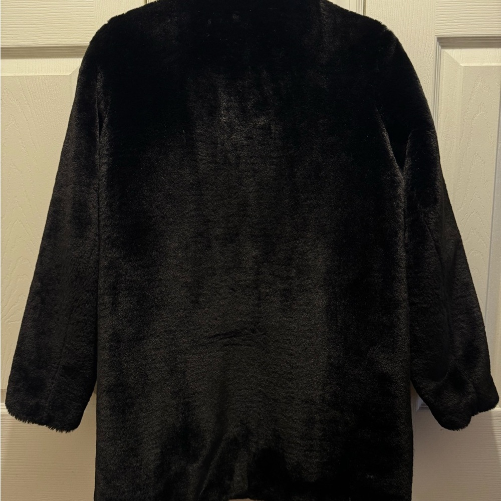 Amazon Essentials Black Teddy Jacket - image 5